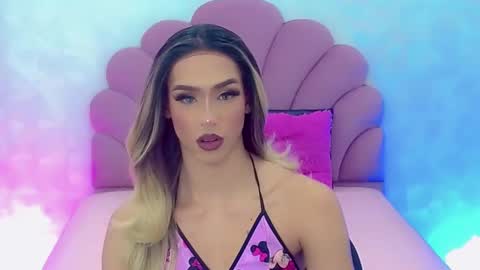 Snapshot of briana_sex32 chatting on January 16, 10:02 pm BRIANA online show from January 16, 10:02 pm