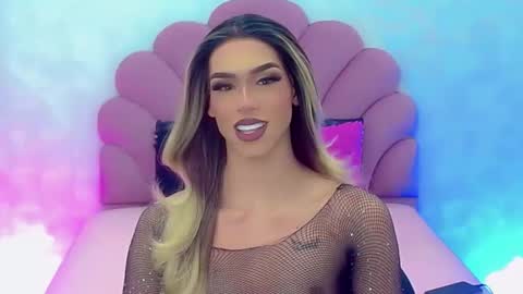 Snapshot of briana_sex32 chatting on January 18, 5:03 am BRIANA online show from January 18, 5:03 am