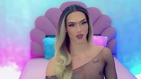 Snapshot of briana_sex32 chatting on January 22, 11:34 am BRIANA online show from January 22, 11:34 am