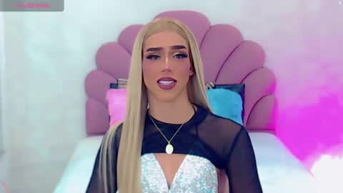 Snapshot of briana_sex32 chatting on February 17, 5:14 am BRIANA online show from February 17, 5:14 am