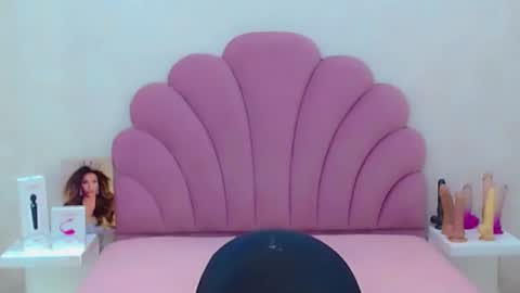 BRIANA online show from February 20, 6:19 am