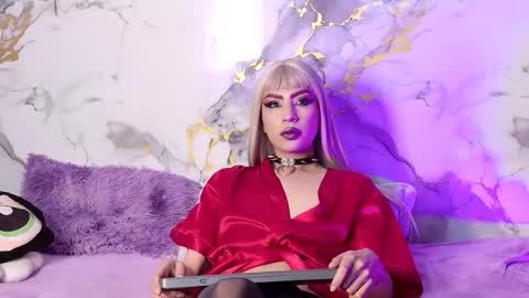 briana_white online show from February 20, 6:43 pm