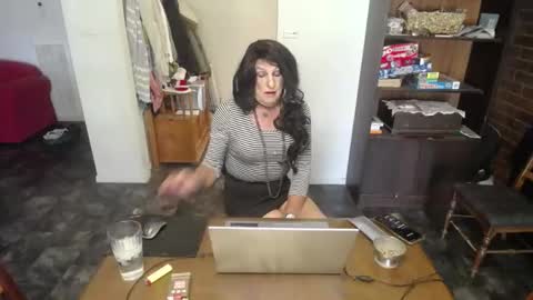 bridgetfouru online show from January 13, 3:23 am