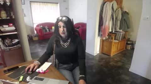 bridgetfouru online show from September 23, 5:24 am