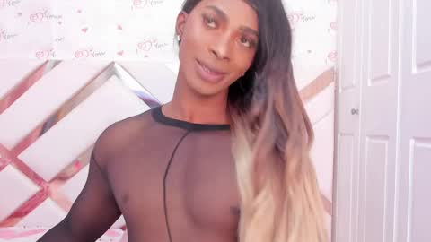 Snapshot of briggittebony chatting on March 5, 9:20 pm BIRGGITTEBONY online show from March 5, 9:20 pm