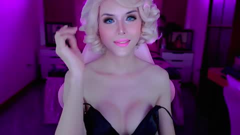 brionatop online show from October 21, 1:09 am