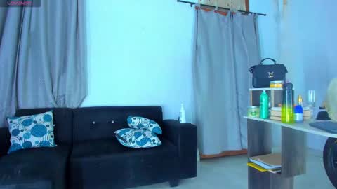 Snapshot of britannylord chatting on September 13, 2:50 am britanny lord online show from September 13, 2:50 am