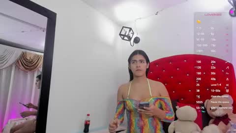 Snapshot of brittany_williams_ chatting on February 19, 12:44 pm online show from February 19, 12:44 pm