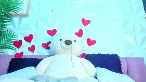 Snapshot of briyit_doll chatting on September 20, 5:24 am BRIYIT online show from September 20, 5:24 am