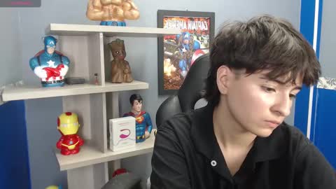 Snapshot of bryce_evans chatting on February 13, 10:22 pm B R Y C E online show from February 13, 10:22 pm