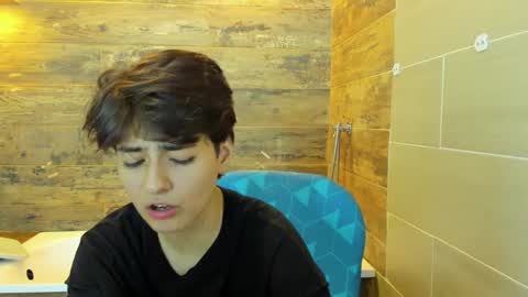 Snapshot of bryce_evans chatting on September 27, 2:59 pm B R Y C E online show from September 27, 2:59 pm