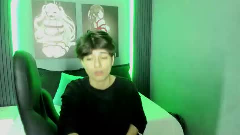 Snapshot of bryce_evans chatting on October 13, 3:23 pm B R Y C E online show from October 13, 3:23 pm