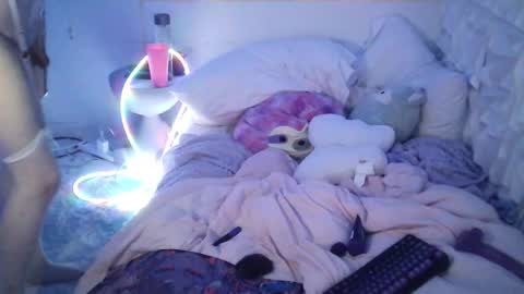 bunnyslutt online show from March 3, 7:26 am