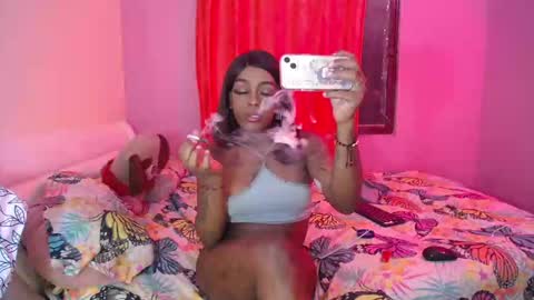 Snapshot of butterfly_rouse chatting on September 25, 2:29 am butterfly_rouse online show from September 25, 2:29 am