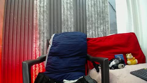 caitlyn_joness_ online show from November 30, 1:30 am