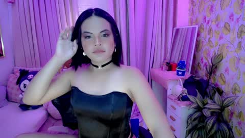 Mia online show from April 6, 12:09 am