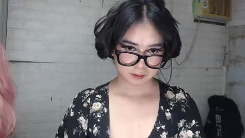 camela_star online show from October 16, 2:01 am