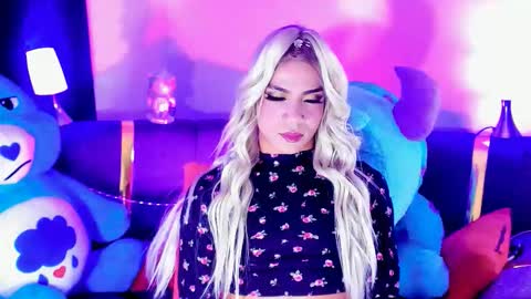 camelyharrper1 online show from October 8, 3:41 am