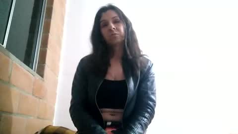 Snapshot of cameron_puppy chatting on February 15, 6:23 am Mara Catalina Romero Ordez online show from February 15, 6:23 am