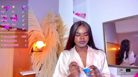 Snapshot of camiestrada chatting on March 9, 6:54 pm camiestrada online show from March 9, 6:54 pm