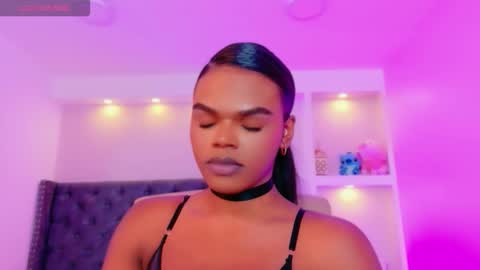 Snapshot of camiestrada chatting on September 30, 2:22 am camiestrada online show from September 30, 2:22 am