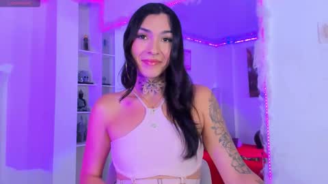  s online show from October 19, 8:45 pm