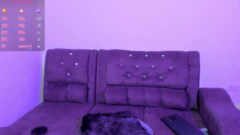  s online show from November 13, 6:11 am