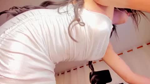 Snapshot of camila_shorty_ chatting on December 24, 9:44 pm CamilaMendez--- online show from December 24, 9:44 pm