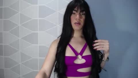 Snapshot of camilaparrisx chatting on February 26, 2:04 am camilaparrisx online show from February 26, 2:04 am