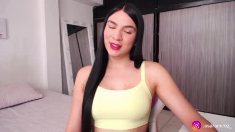 Snapshot of camilaryan chatting on October 4, 3:35 pm X IGcamiryan01 online show from October 4, 3:35 pm