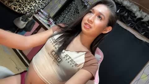 Snapshot of camillaslutttx chatting on October 5, 12:39 pm camillaaa ig mszane3e online show from October 5, 12:39 pm