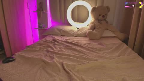 Laura Camila online show from November 25, 8:22 pm