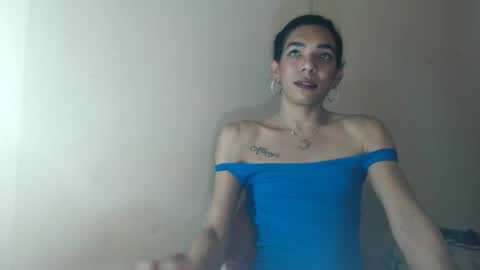 Snapshot of candy_hot_trans chatting on February 6, 5:51 pm candy_hot_trans online show from February 6, 5:51 pm