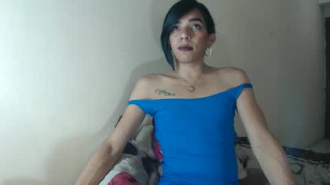 Snapshot of candy_hot_trans chatting on February 7, 8:01 am candy_hot_trans online show from February 7, 8:01 am