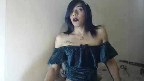 Snapshot of candy_hot_trans chatting on March 6, 2:25 am candy_hot_trans online show from March 6, 2:25 am