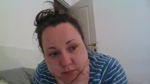 Snapshot of carlaruth chatting on September 21, 4:46 pm Carlaruth online show from September 21, 4:46 pm
