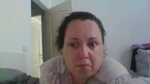 Snapshot of carlaruth chatting on September 29, 6:24 am Carlaruth online show from September 29, 6:24 am