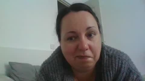 Snapshot of carlaruth chatting on October 1, 6:47 am Carlaruth online show from October 1, 6:47 am