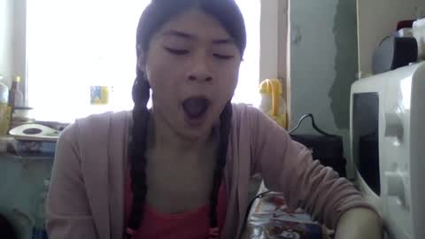 Snapshot of carlyjoy chatting on February 5, 8:00 am CarlyJoy online show from February 5, 8:00 am