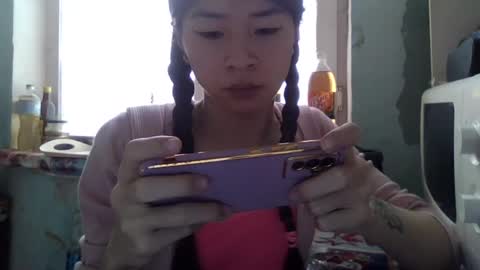Snapshot of carlyjoy chatting on February 9, 9:37 am CarlyJoy online show from February 9, 9:37 am