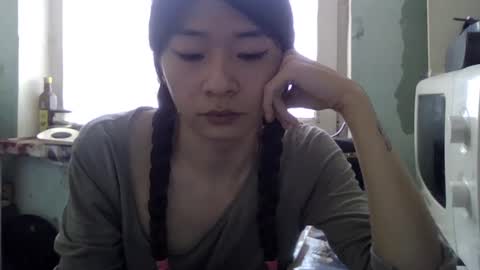 Snapshot of carlyjoy chatting on February 27, 10:26 am CarlyJoy online show from February 27, 10:26 am