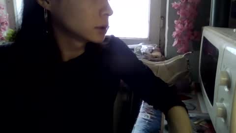 CarlyJoy online show from December 19, 9:14 am