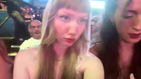 carrie madsin online show from May 14, 2:43 am