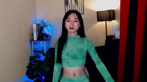 Snapshot of cassandrafoxxx chatting on January 22, 2:04 am cassandrafoxxx online show from January 22, 2:04 am