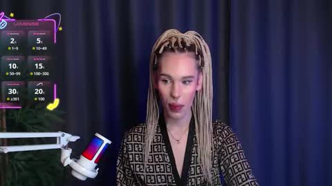 Cassie online show from December 15, 5:58 am