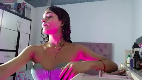 catalaia_stomm online show from October 21, 10:22 pm