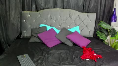 Snapshot of cataleya_divine chatting on February 22, 11:02 am Cata Prins online show from February 22, 11:02 am