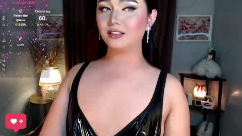 Snapshot of catherine_louise chatting on September 26, 3:31 pm cath online show from September 26, 3:31 pm