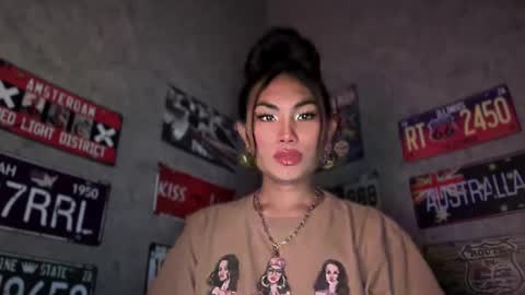 Snapshot of cathy_sanches chatting on March 1, 6:48 am cathy online show from March 1, 6:48 am