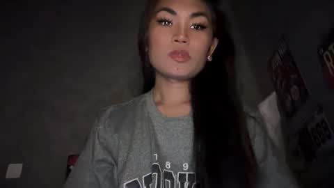 Snapshot of cathy_sanches chatting on March 12, 8:41 am cathy online show from March 12, 8:41 am